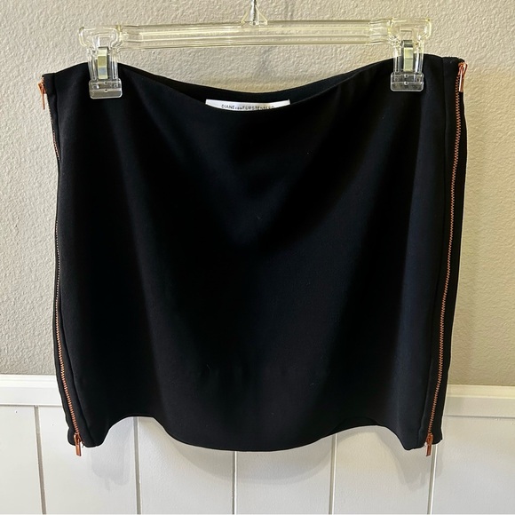 DIANE VON FURSTENBERG Martini Mini Skirt with Rose Gold Side Zippers - Picture 2 of 7